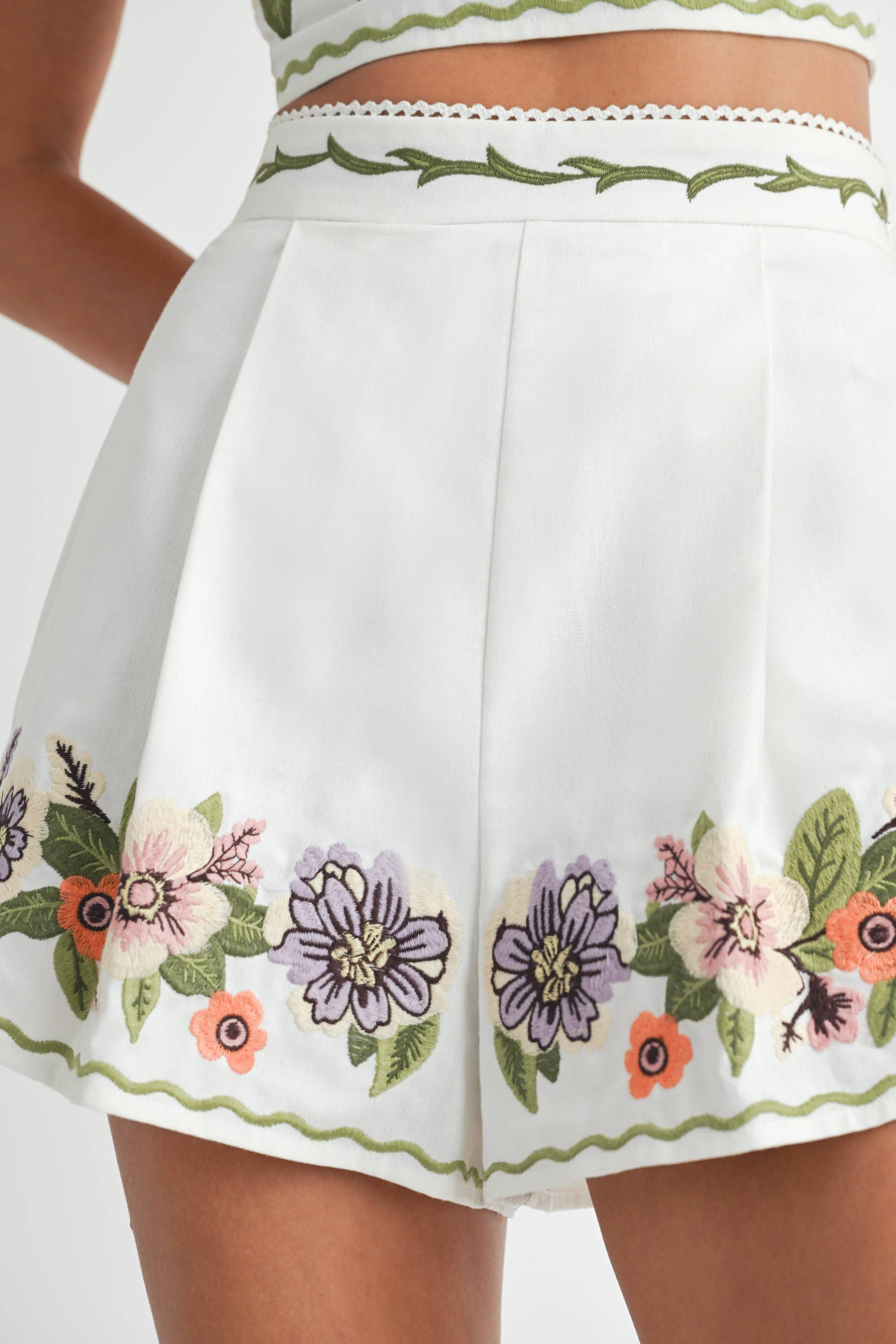 Alice Spring Embroidered Shorts