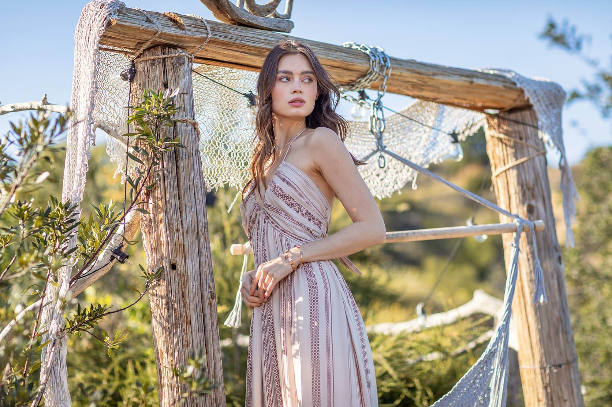 Aphrodite Linen Maxi Dress M Aphrodite Linen Maxi Dress – Flora Boutique